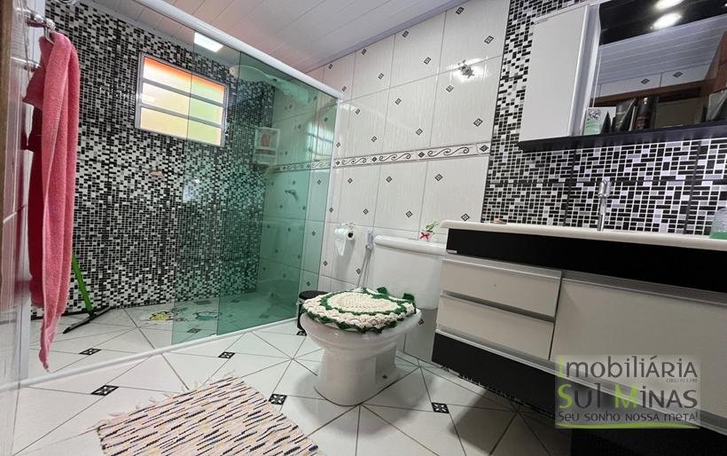 Chácara de 3 Dormitórios à Venda no Córrego do Bom Jesus MG COD2269 (27)