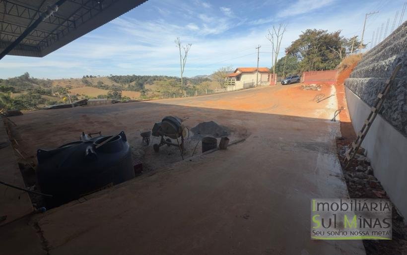 Galpão com 1200m² e ótimo acesso em Cambuí MG COD2028 (5)