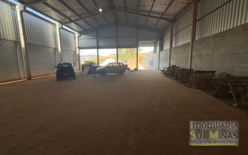 Galpão com 1200m² e ótimo acesso em Cambuí MG COD2028 (7)