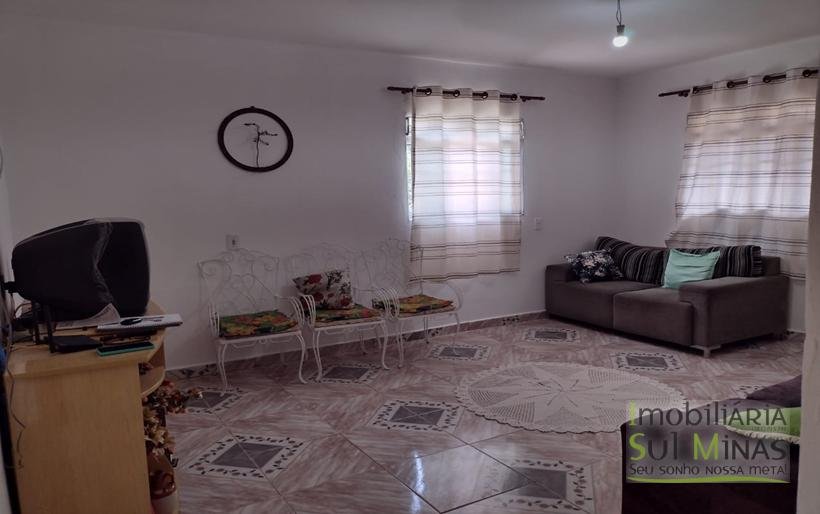 Sítio com 27.000m² Apenas 6Km do Centro À Venda em Camanducaia MG COD2262 (25)