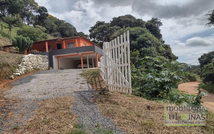 Sítio com 27.000m² Apenas 6Km do Centro À Venda em Camanducaia MG COD2262 (5)