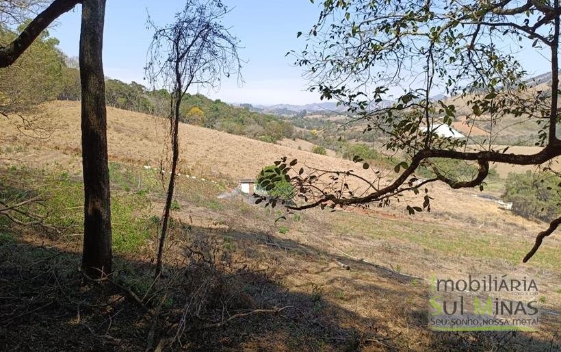 Terreno Rural Com 22.000m² na Estrada Principal À Venda em Cambuí MG COD2265 (9)