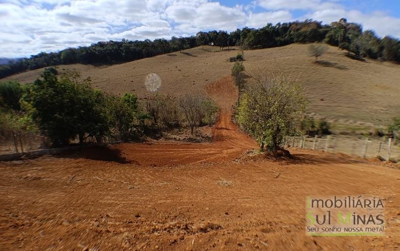 Terreno Rural Com 700m² À Venda a 2Km da Fernão Dias em Cambuí MG COD2261 (9)