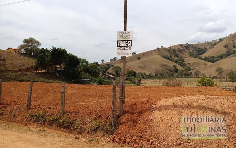 Terreno de 1.800m² À Venda em Cambuí MG COD2279 (1)