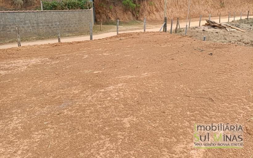 Terreno de 1.800m² À Venda em Cambuí MG COD2279 (2)