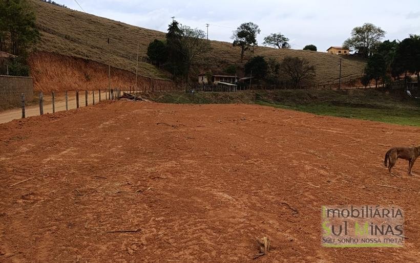 Terreno de 1.800m² À Venda em Cambuí MG COD2279 (6)