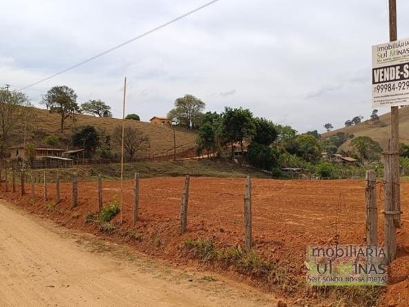 Terreno de 1.800m² À Venda em Cambuí MG COD2279 (7)
