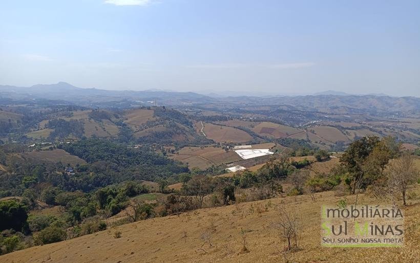 Terreno de 51,9503 Hectares Com Vista Espetácular À Venda em Estiva MG COD2266 (3)