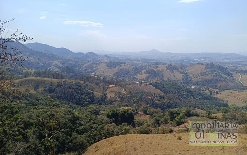Terreno de 51,9503 Hectares Com Vista Espetácular À Venda em Estiva MG COD2266 (51)