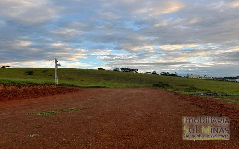 2302 Residencial Lagoa Park em Cambui MG COD2302 (40)