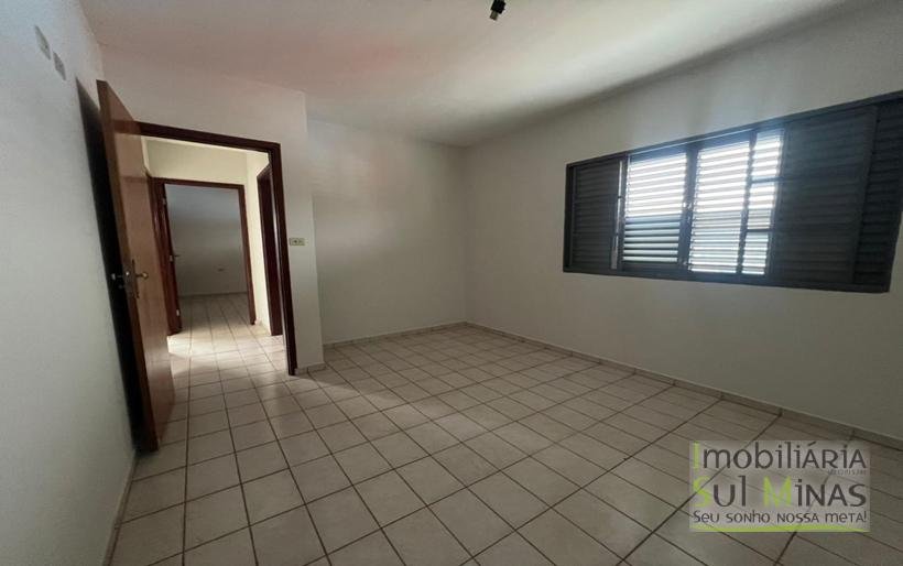 Apartamento Para Locação na Principal Avenida de Cambuí MG COD2295 (1)