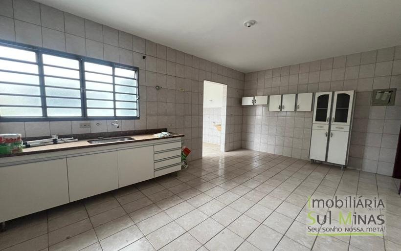 Apartamento Para Locação na Principal Avenida de Cambuí MG COD2295 (5)