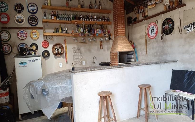 Casa Com Área de Lazer À Venda em Cambuí MG COD2285 (1)