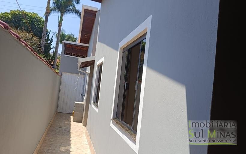 Casa Com Área de Lazer À Venda em Cambuí MG COD2285 (15)