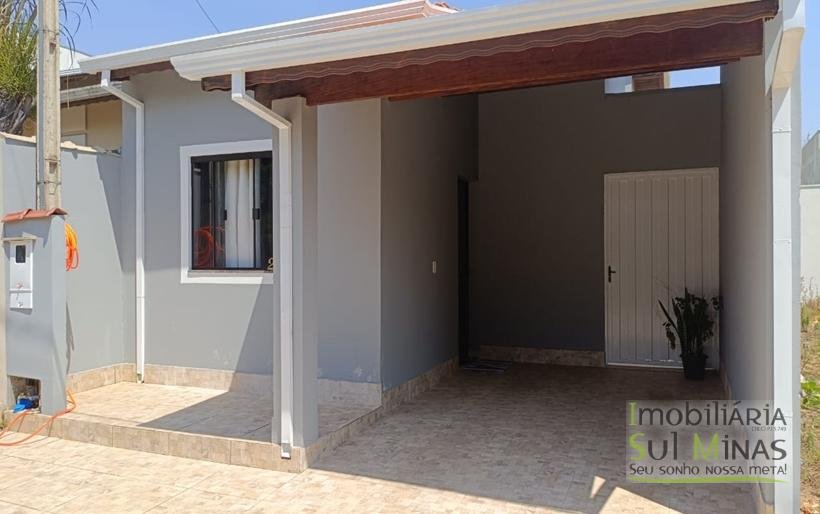 Casa Com Área de Lazer À Venda em Cambuí MG COD2285 (4)