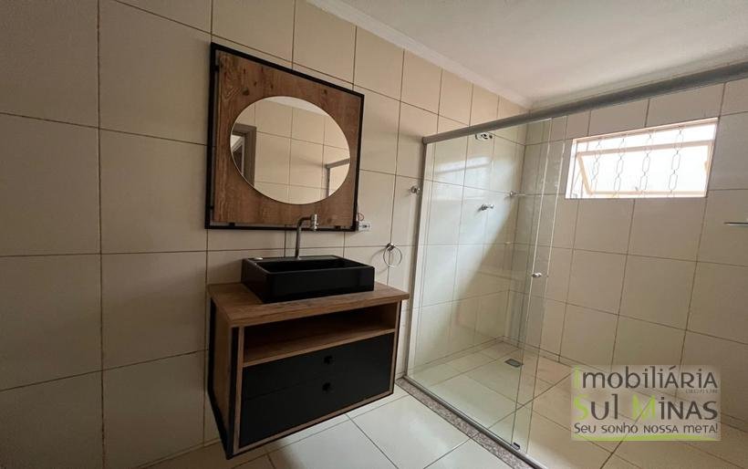 Casa Nova com Piscina a Venda em Cambuí MG Cód. 1472 (1)