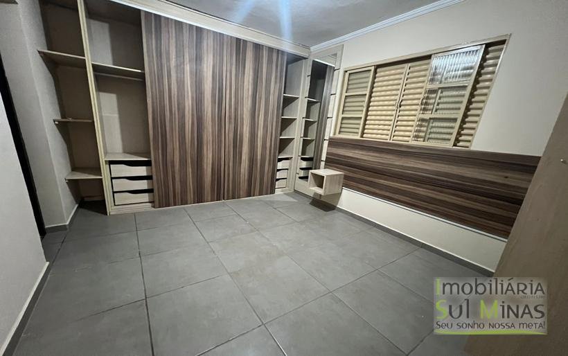 Casa Nova com Piscina a Venda em Cambuí MG Cód. 1472 (13)