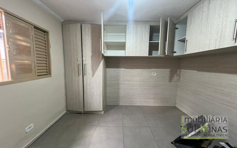 Casa Nova com Piscina a Venda em Cambuí MG Cód. 1472 (2)