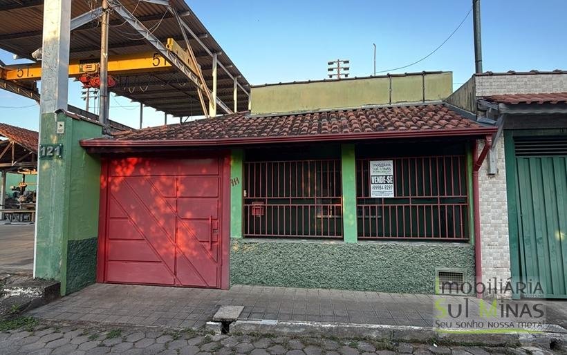 Casa a venda e Cambui MG com 2 dormitórios COD1511