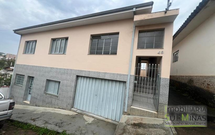 Casa com Duas Moradas Próxima ao Centro À Venda em Cambuí MGCOD2304 (12)
