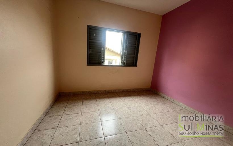 Casa com Duas Moradas Próxima ao Centro À Venda em Cambuí MGCOD2304 (18)
