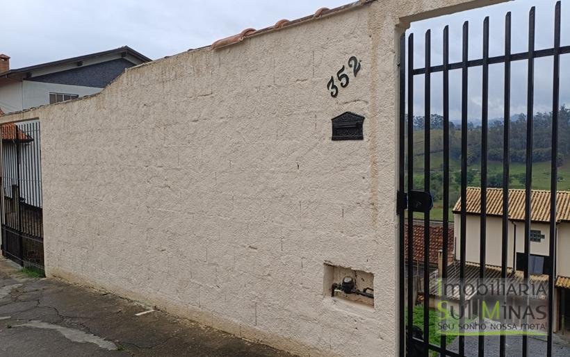 Casa em Ótimo Bairro À Venda em Cambuí MG COD2305 (10)