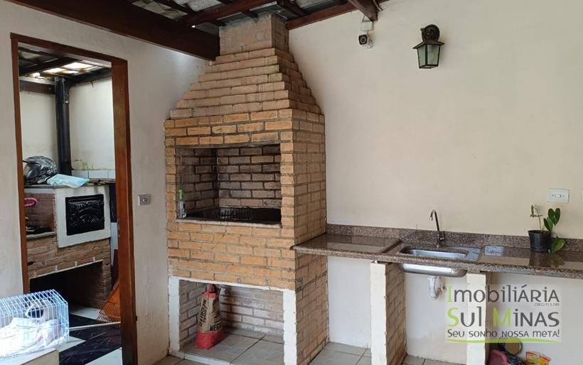 Casa em Ótimo Bairro À Venda em Cambuí MG COD2305 (16)