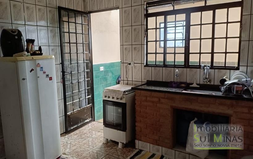 Casa em Ótimo Bairro À Venda em Cambuí MG COD2305 (18)