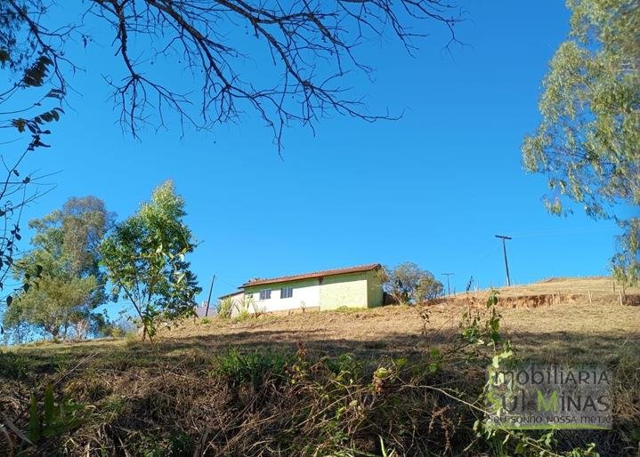 Chácara de 12.000m² a 9Km do Centro À Venda em Cambuí MG COD2214 (13)