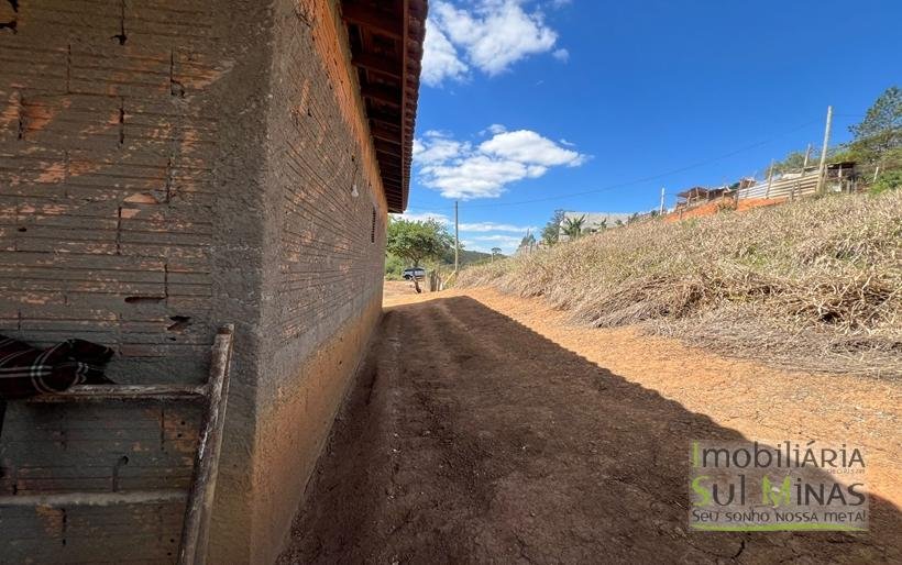 Chácara de 1200m² à venda em Cambuí MG COD2303 (1)