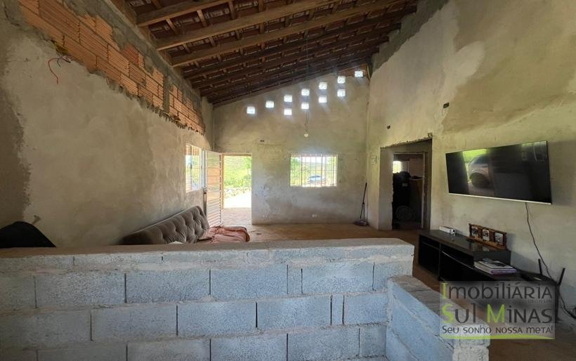 Chácara de 1200m² à venda em Cambuí MG COD2303 (4)