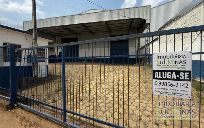 Galpão de 3.682 m² com 600 m² de pátio para locação em Cambuí MG Cód. 2006 (17)