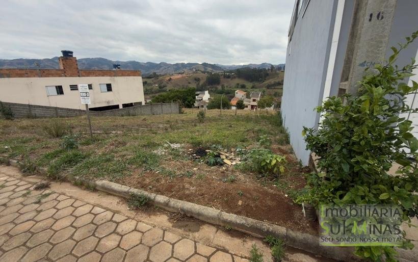 Lote Com 250m² Pronto para Construir! À Venda em Cambuí MG COD2293 (1)