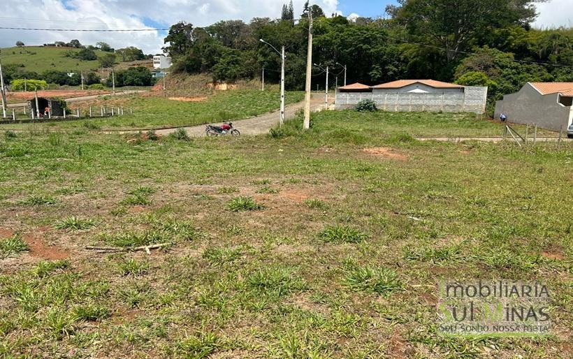 Lote Plano Com 200m² À Venda em Córrego do Bom Jesus MG COD2297 (1)