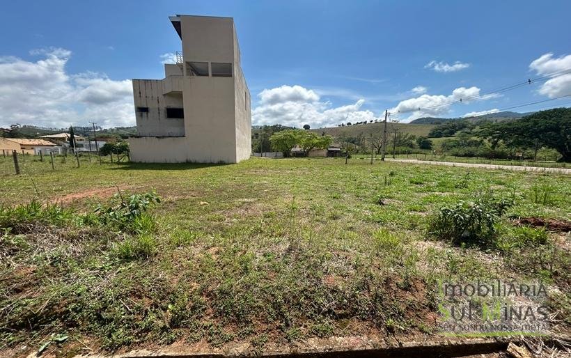 Lote Plano Com 200m² À Venda em Córrego do Bom Jesus MG COD2297 (2)