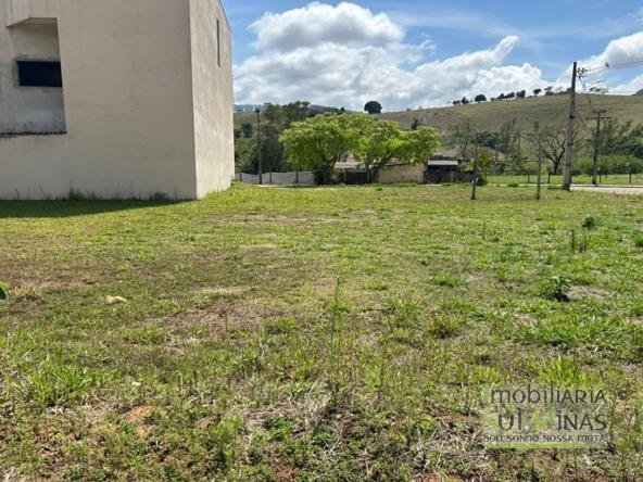 Lote Plano Com 200m² À Venda em Córrego do Bom Jesus MG COD2297 (3)