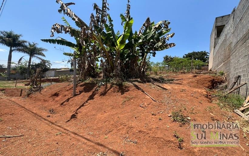 Lote com 200m² À Venda em Cambuí MG COD2298 (1)