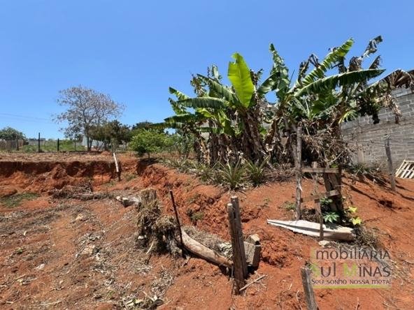 Lote com 200m² À Venda em Cambuí MG COD2298 (3)