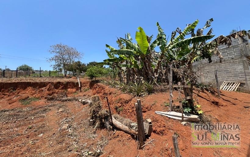 Lote com 200m² À Venda em Cambuí MG COD2298 (3)
