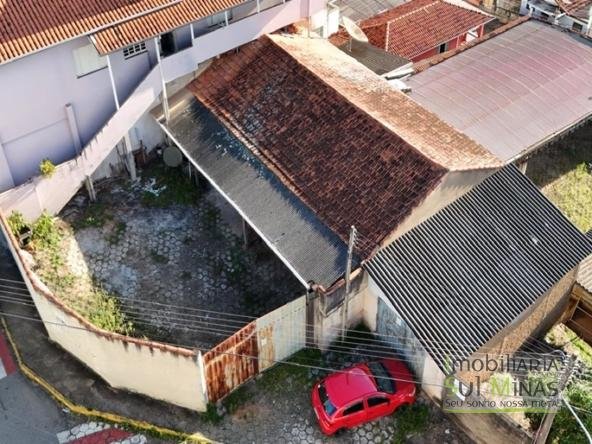 Lote de Esquina com 369,20 m² ideal para Empreendimentos em Cambuí MG COD2131 (Copy)