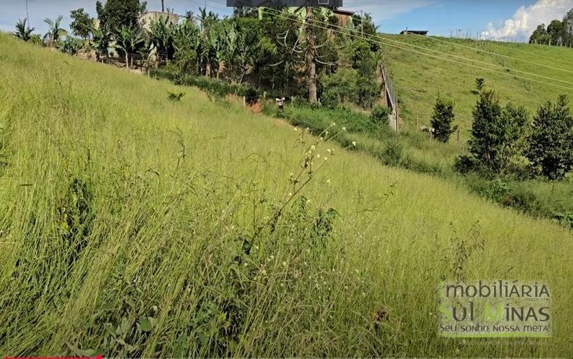 Terreno com 1500m² Com Poço À Venda em Cambuí MG COD2296 (9)