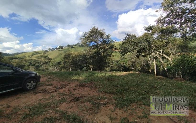 Terreno de 20.000m² Em ótima Localização À Venda em Cambuí MG COD2301 (7)