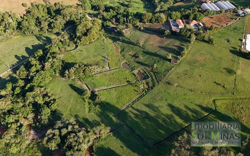 Área Industrial de 72.600 metros em Cambuí Minas Gerais COD1308 (3)