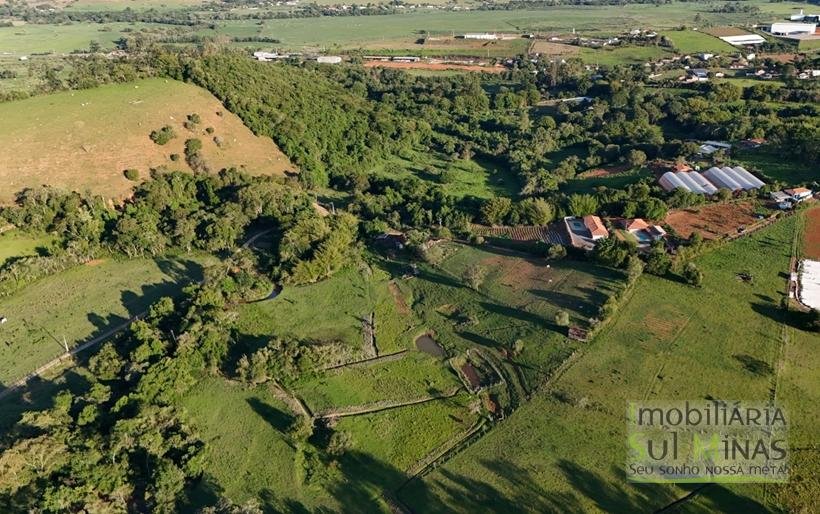 Área Industrial de 72.600 metros em Cambuí Minas Gerais COD1308 (4)