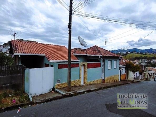 Casa Com 3 Dormitórios À Venda em Cambuí MG COD2314 (8)