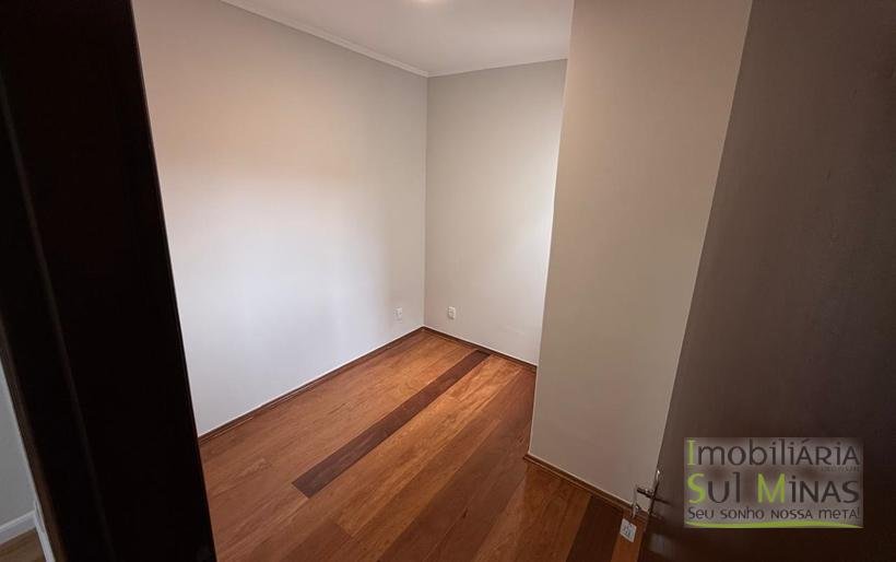 Casa Comercial para Locação no Centro de Cambuí MG – COD2316 (13)