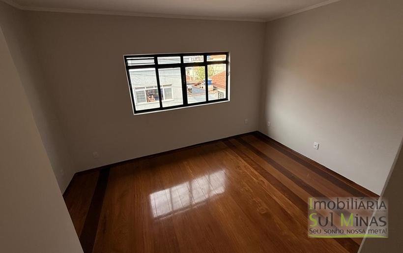 Casa Comercial para Locação no Centro de Cambuí MG – COD2316 (15)