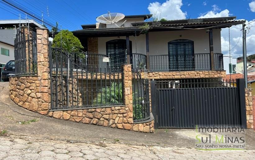 Casa a venda em Estiva MG Alto Padrão COD1174