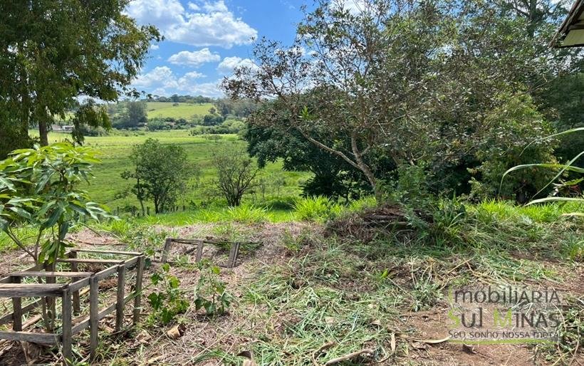 Chácara de 12.000m² a 9Km do Centro À Venda em Cambuí MG COD2214 (13)