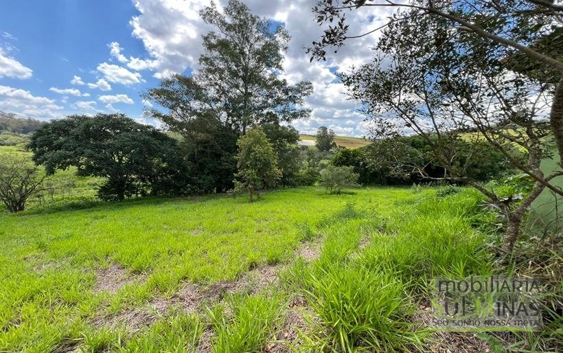 Chácara de 12.000m² a 9Km do Centro À Venda em Cambuí MG COD2214 (14)
